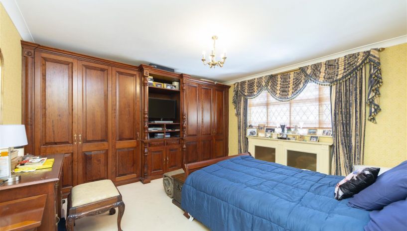 Greenoak Way, Wimbledon Village, SW19