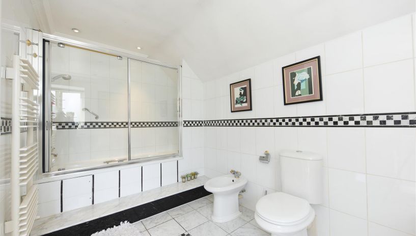 Greenoak Way, Wimbledon Village, SW19