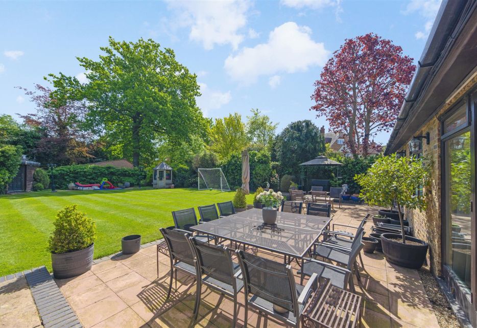 Greenoak Way, Wimbledon Village, SW19