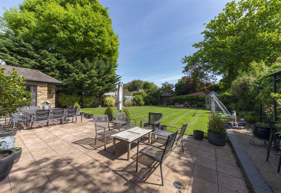 Greenoak Way, Wimbledon Village, SW19