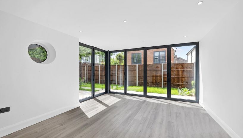 Arundel Road, Kingston Upon Thames, KT1