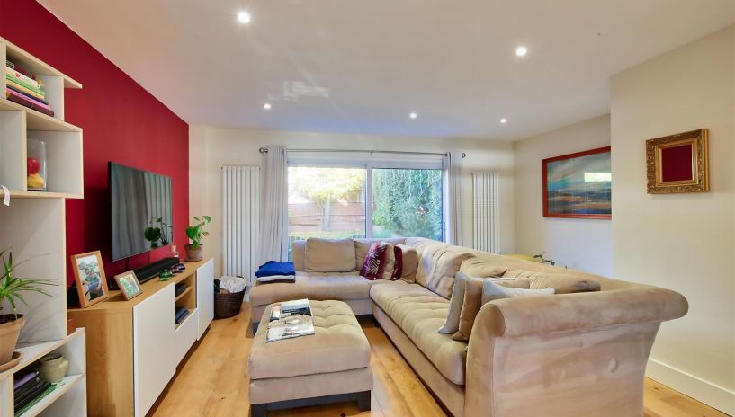 Cambridge Close, West Wimbledon, SW20