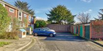 Cambridge Close, West Wimbledon, SW20