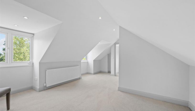Ullswater Crescent, Putney Vale, SW15
