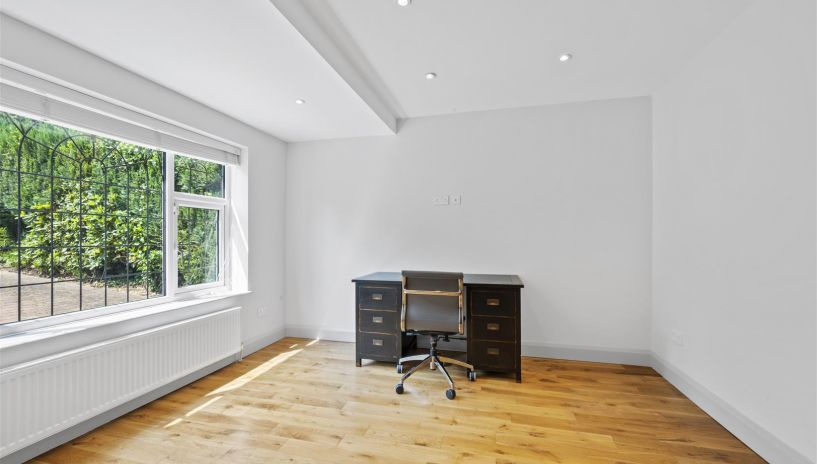 Ullswater Crescent, Putney Vale, SW15