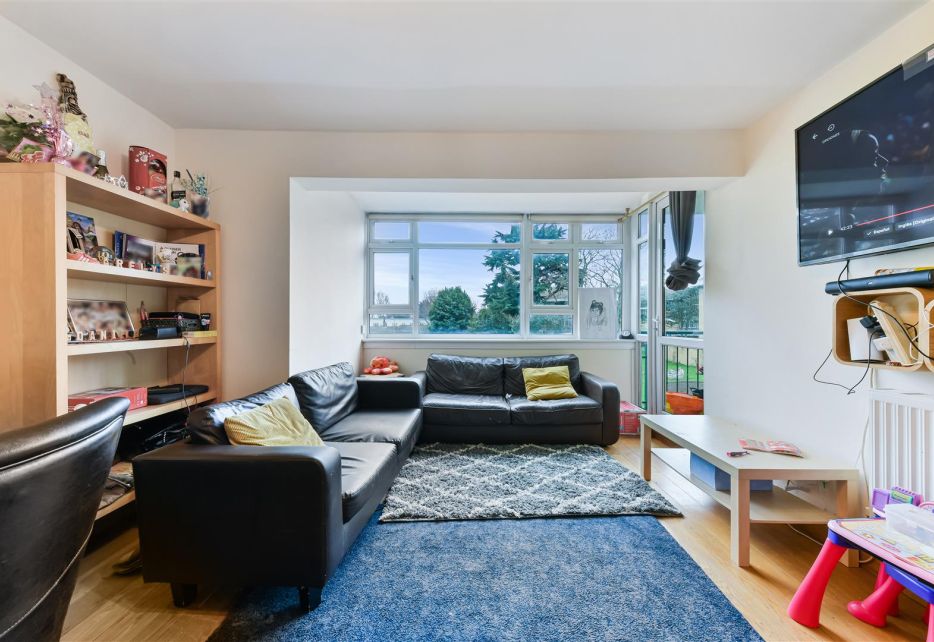 Smithwood Close, London