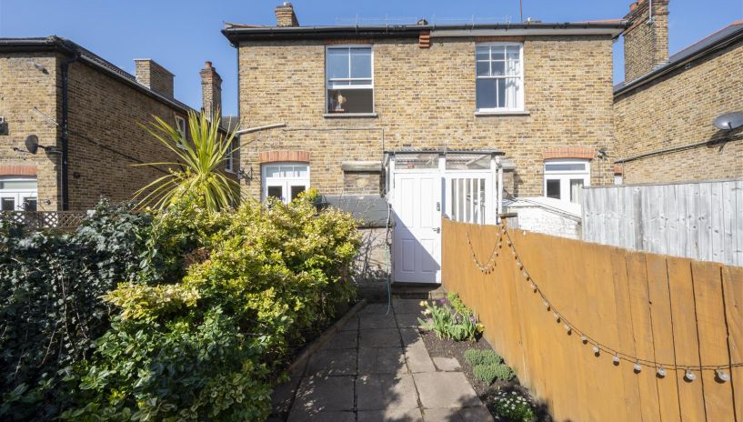 Panmuir Road, West Wimbledon, SW20