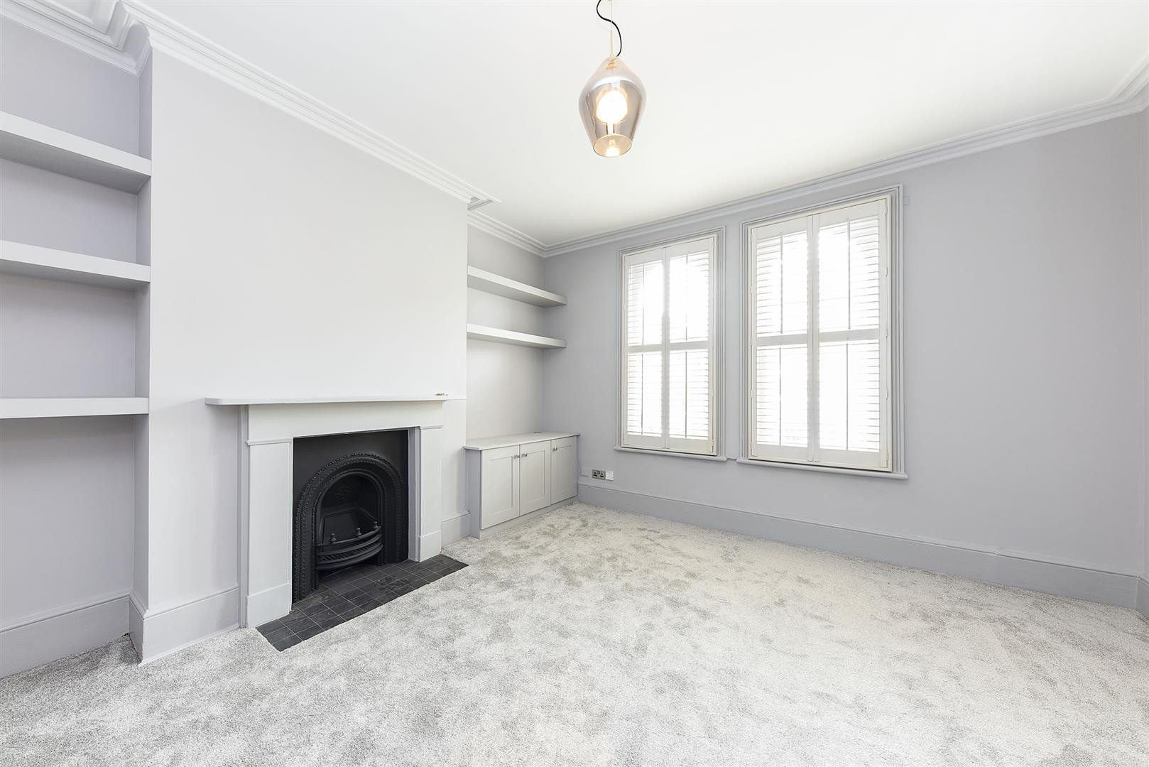 Homefield Road | 32355145