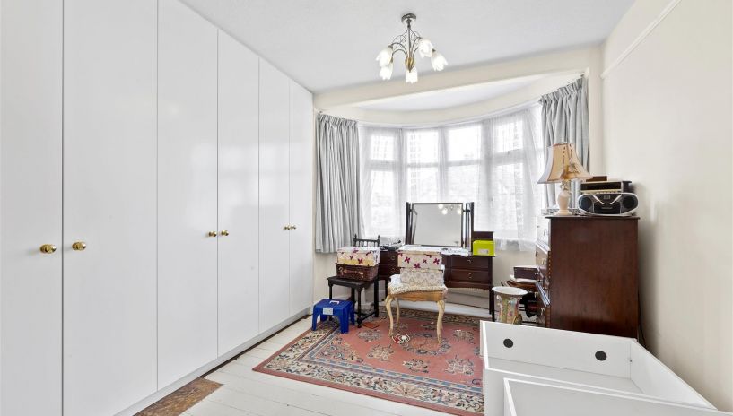 Buckleigh Avenue, Merton Park, SW19