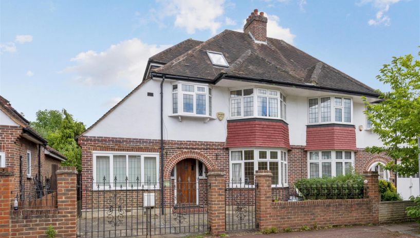 Holland Avenue, West Wimbledon, SW20