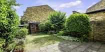 Leeward Gardens, London