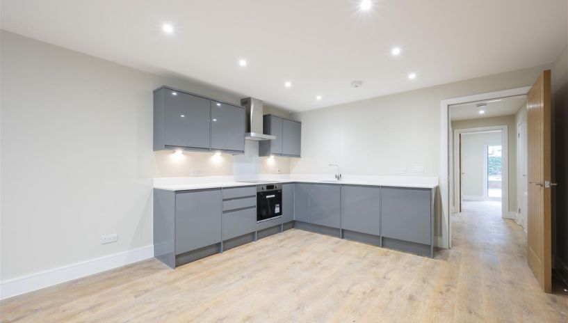 Dorien Road, Raynes Park, SW20
