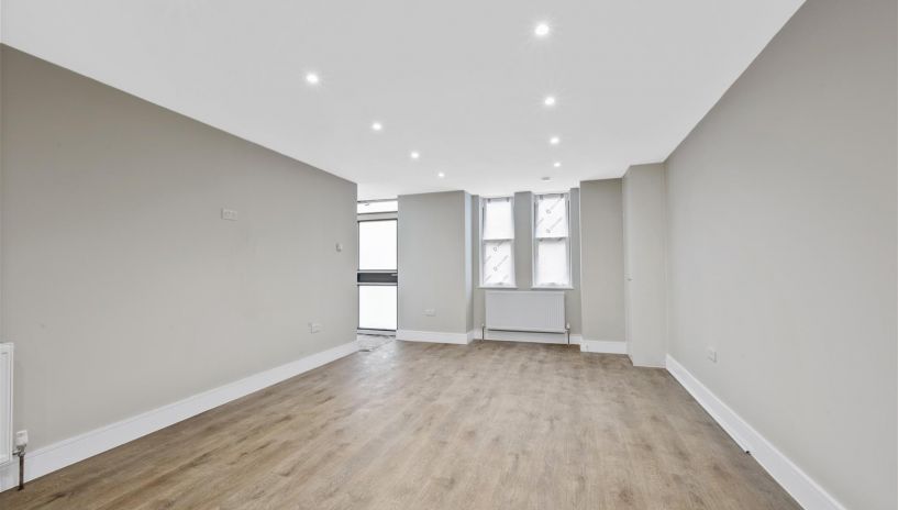 Dorien Road, Raynes Park, SW20