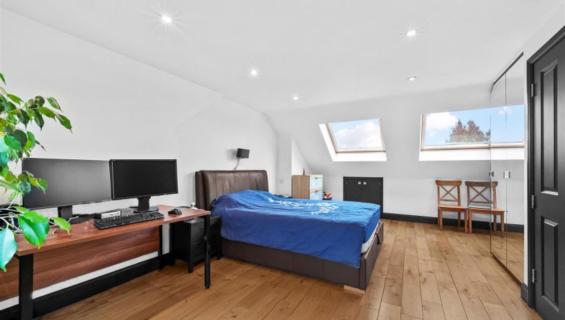 Camberley Avenue, West Wimbledon, SW20