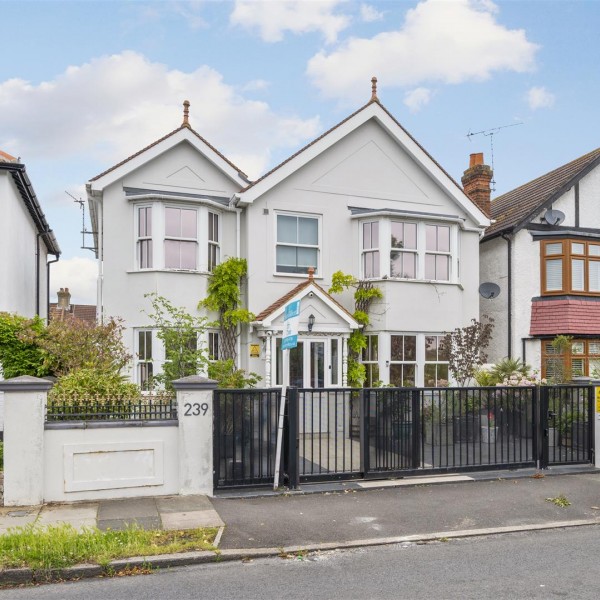 West Barnes Lane