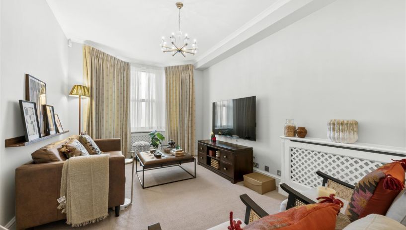 Alverstone Avenue, Wimbledon Park, SW19