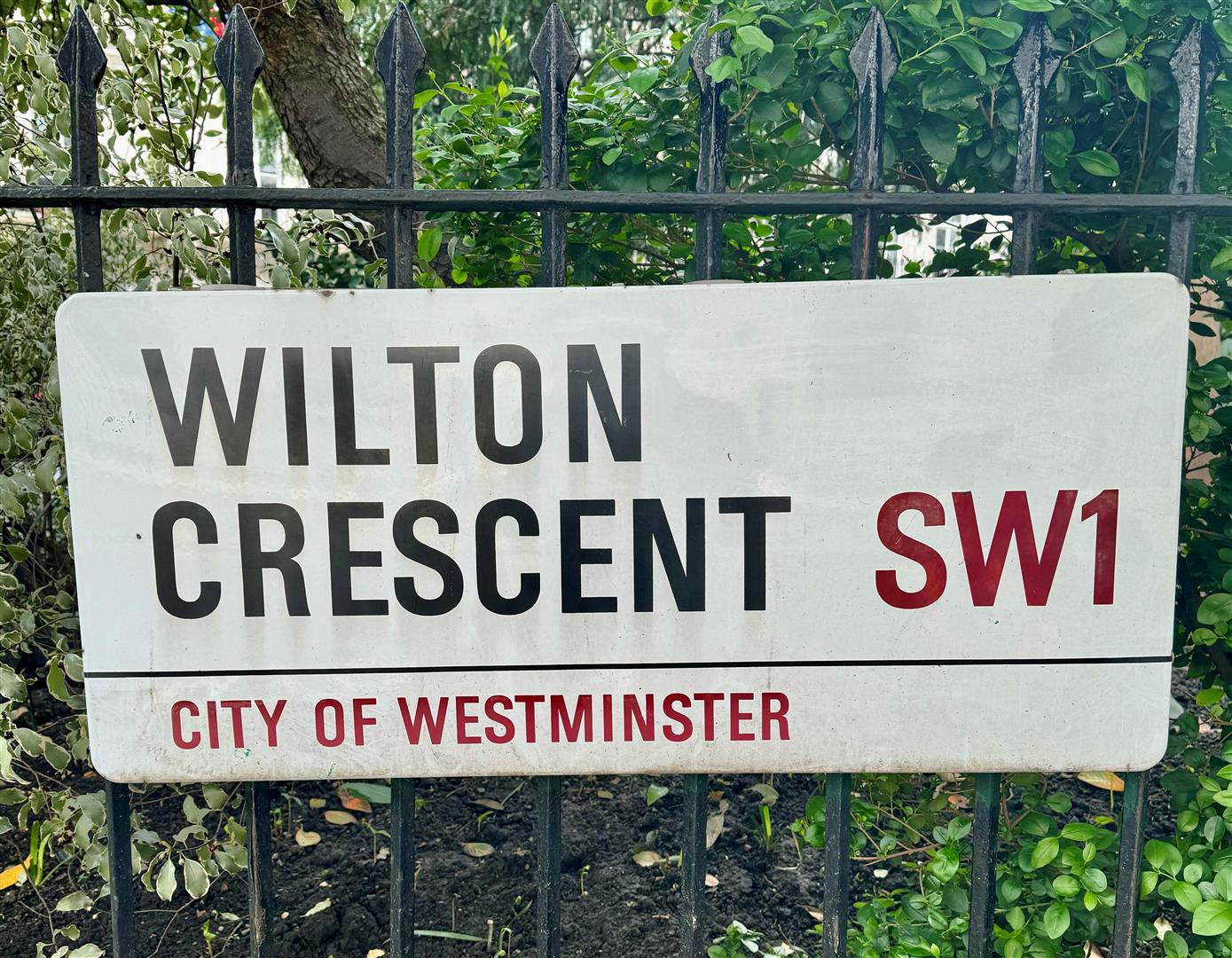 Wilton Crescent | 32829639