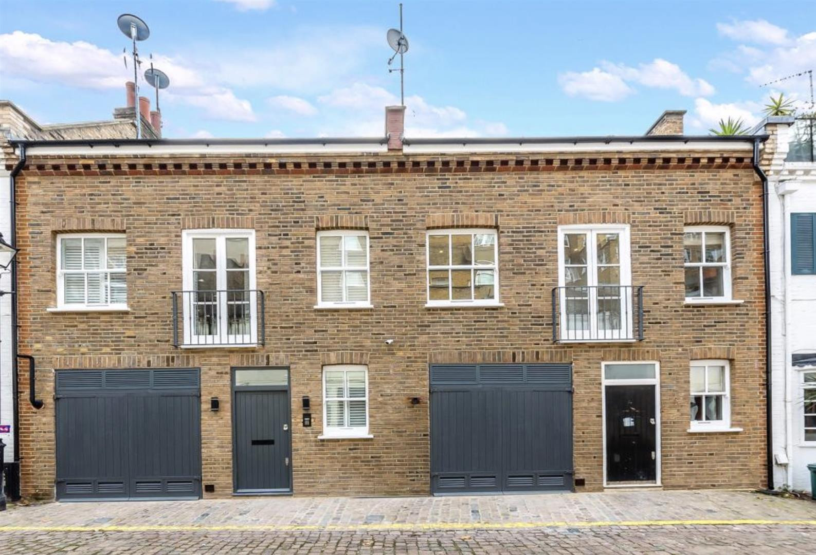 Elvaston Mews | 32843488