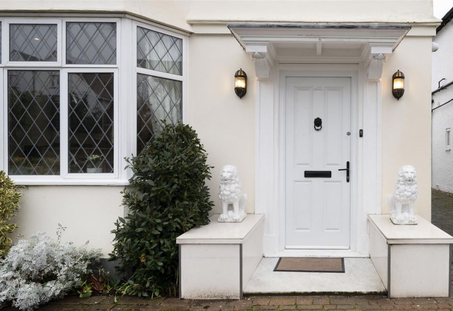 Sutherland Grove, Southfields, SW18