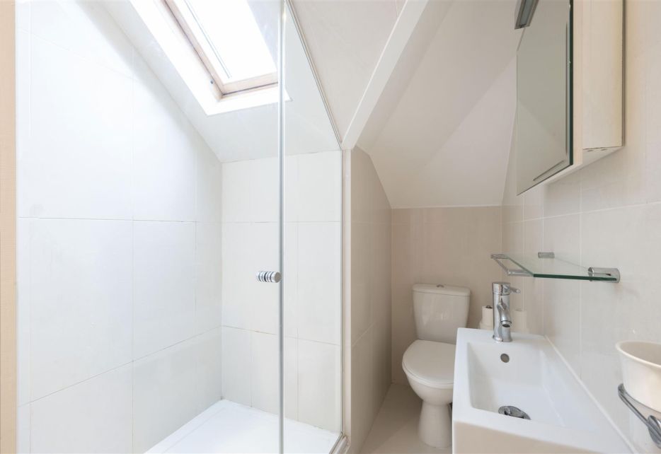 Sutherland Grove, Southfields, SW18