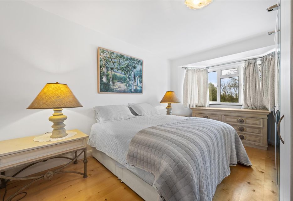 Sutherland Grove, Southfields, SW18