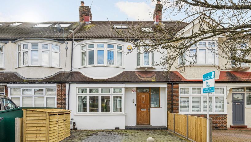 Westway, Raynes Park, SW20