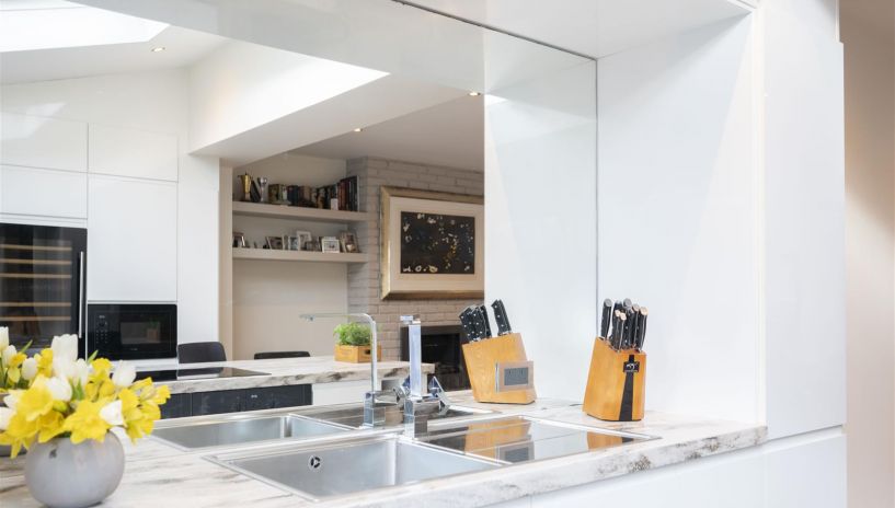 Westway, Raynes Park, SW20