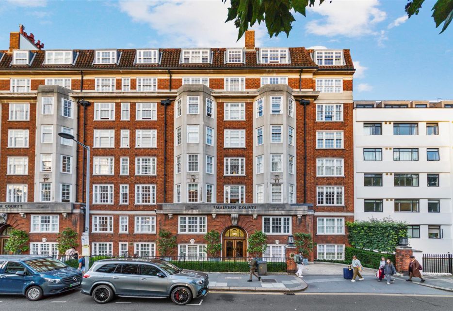 Malvern Court, Onslow Square, London, SW7