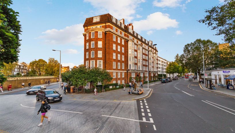 Malvern Court, Onslow Square, London, SW7