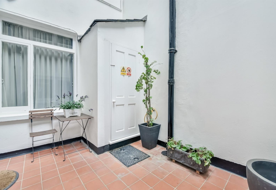 Queen's Gate Terrace, South Kensington, SW7