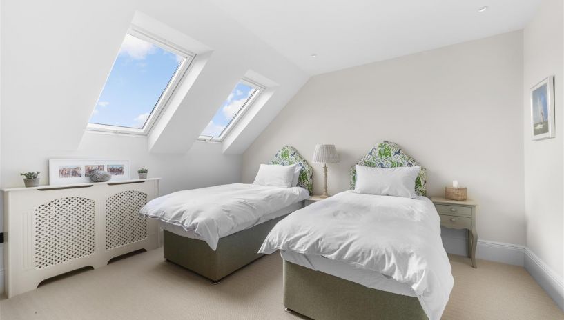 Kingscliffe Gardens, Southfields, SW19