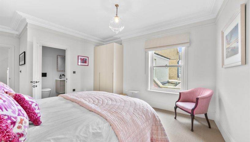 Kingscliffe Gardens, Southfields, SW19
