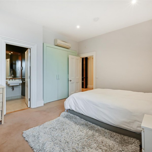 Queen's Gate Terrace