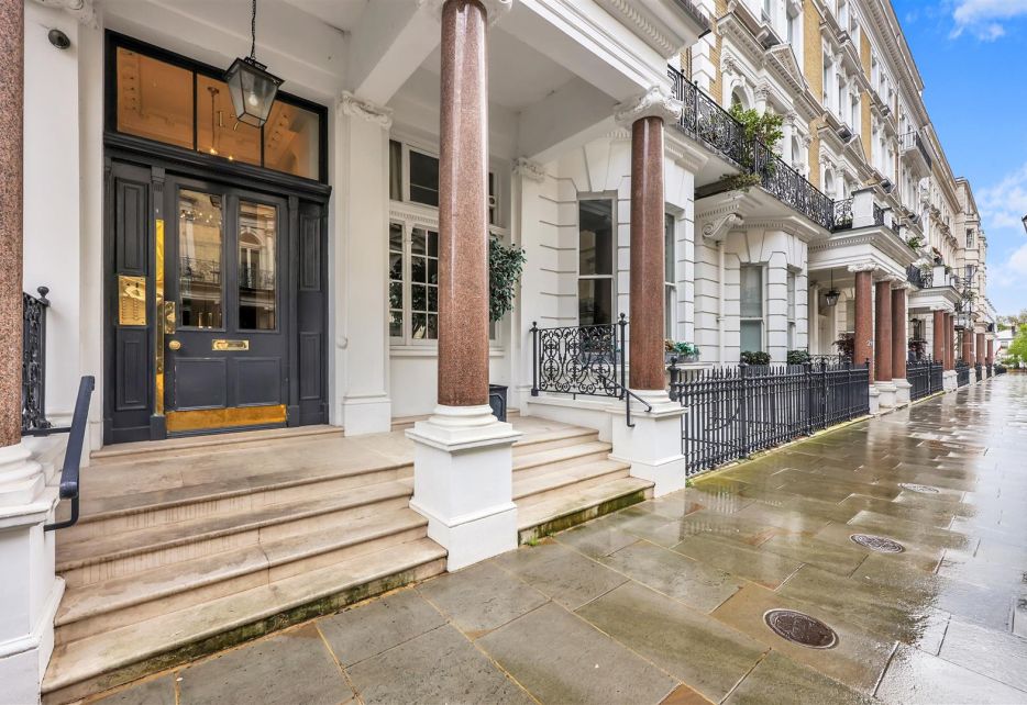 De Vere Gardens, Kensington, W8