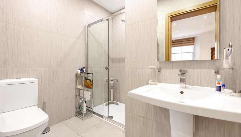 De Vere Gardens, Kensington, W8