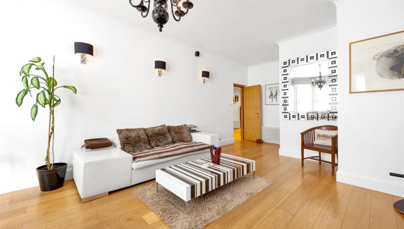 De Vere Gardens, Kensington, W8