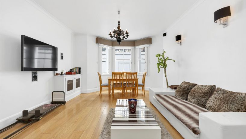 De Vere Gardens, Kensington, W8