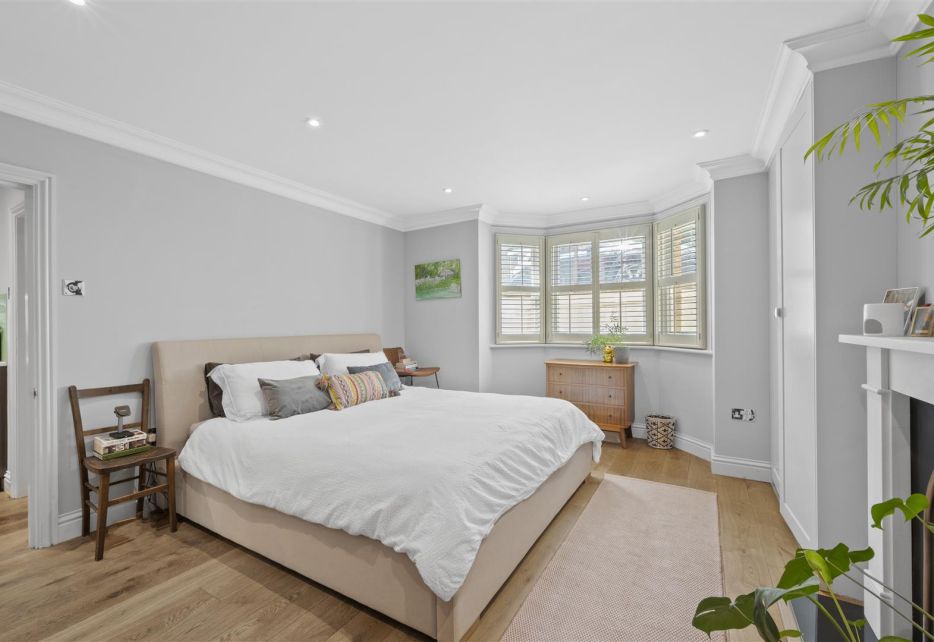 Homefield Road, London
