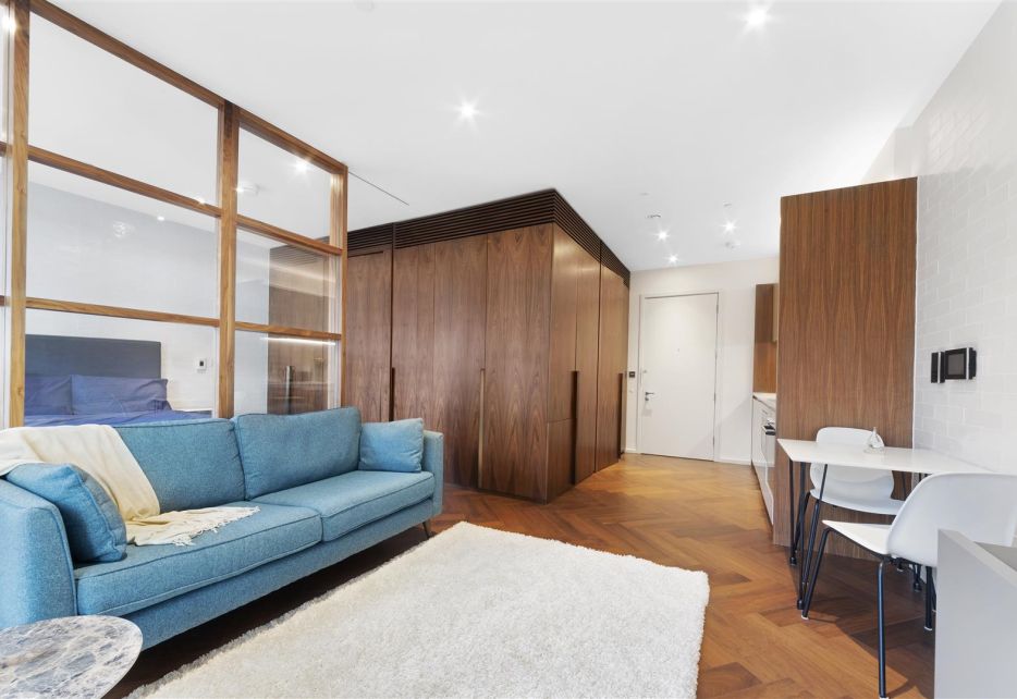 ALL BILLS INCLUDED | MINIMUM 6 MONTHS | Embassy Gardens, New Union Square, Nine Elms,  SW11