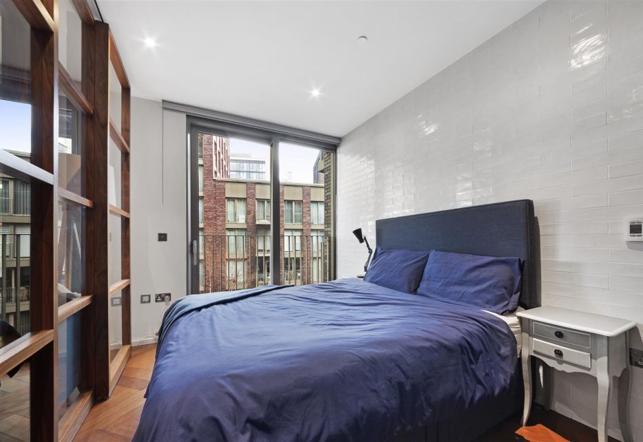 ALL BILLS INCLUDED | MINIMUM 6 MONTHS | Embassy Gardens, New Union Square, Nine Elms,  SW11