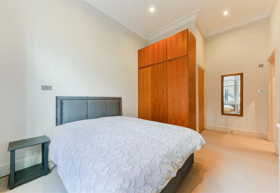 Consort House, Queen's Gate, Kensington, SW7