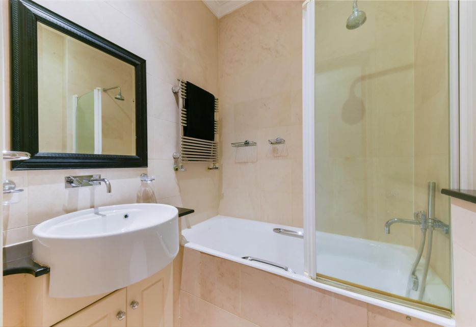 Consort House, Queen's Gate, Kensington, SW7