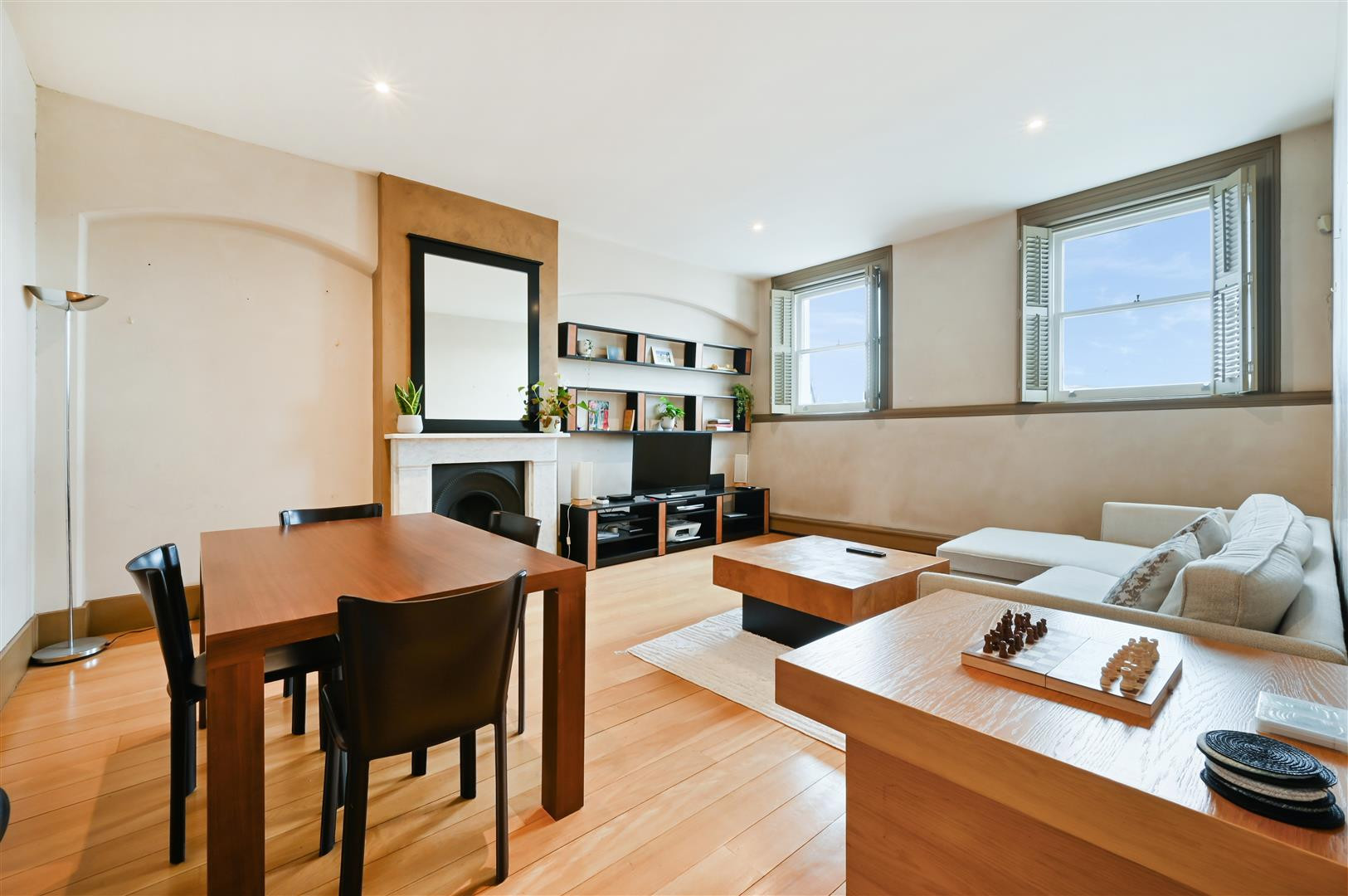 Queen's Gate Terrace | 33187561