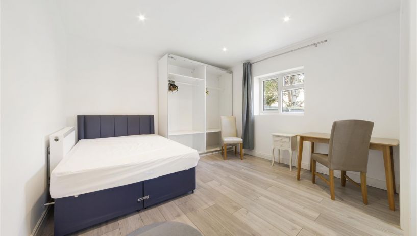 Willow Road, New Malden, KT3