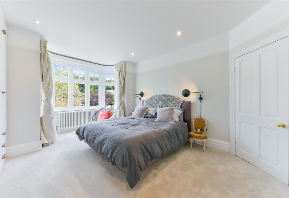 Cottenham Park Road, London