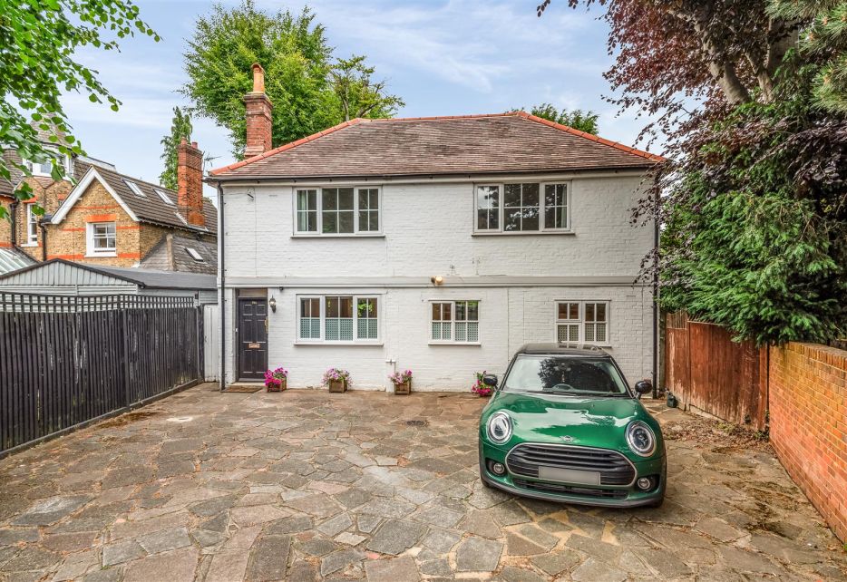Ridgway, Wimbledon, SW19