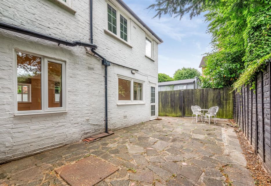 Ridgway, Wimbledon, SW19