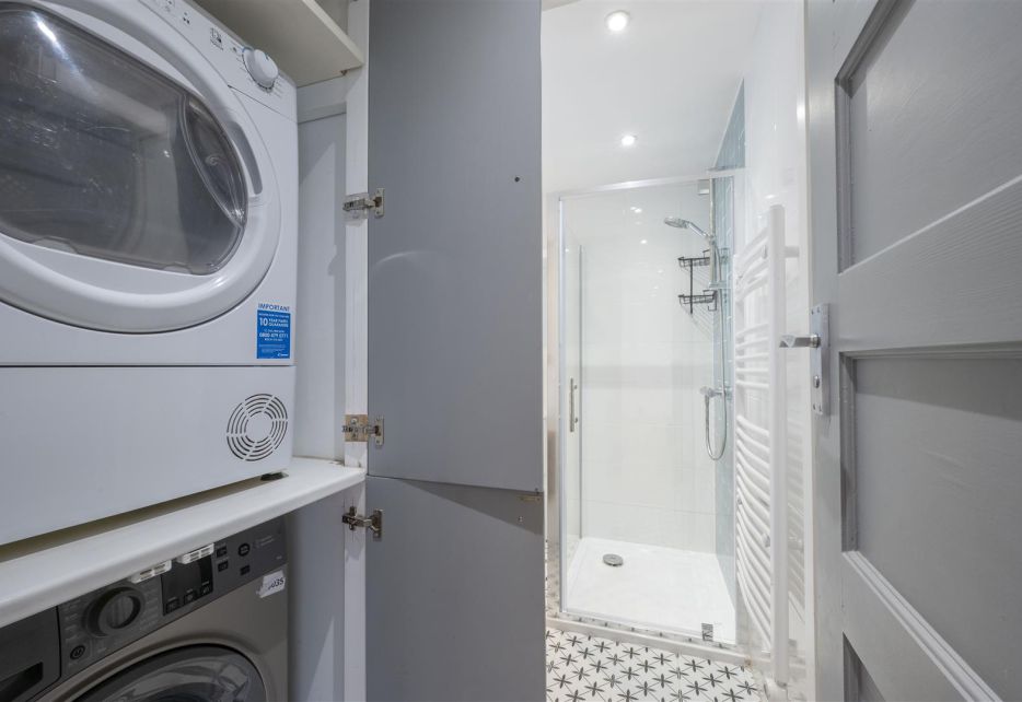 Ridgway, Wimbledon, SW19