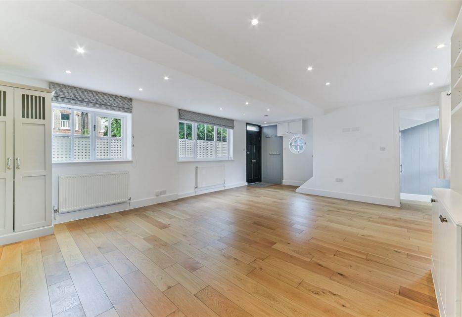 Ridgway, Wimbledon, SW19