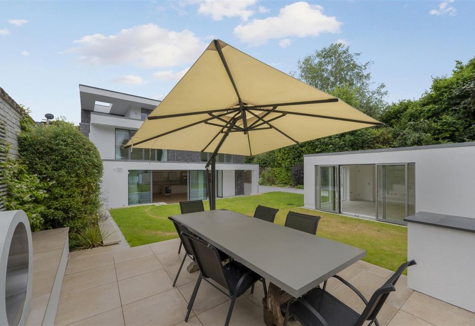 Copse Hill, Wimbledon, SW20